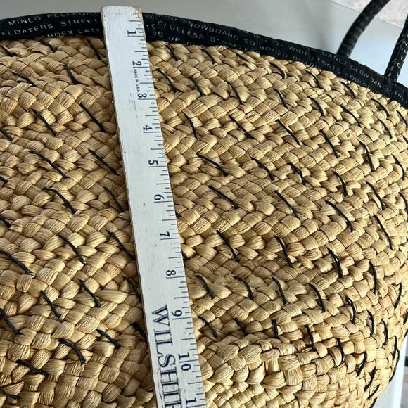 ROXY Straw Oversize Tote Bag With Double Handles Tie Closure - Picture 8 of 14